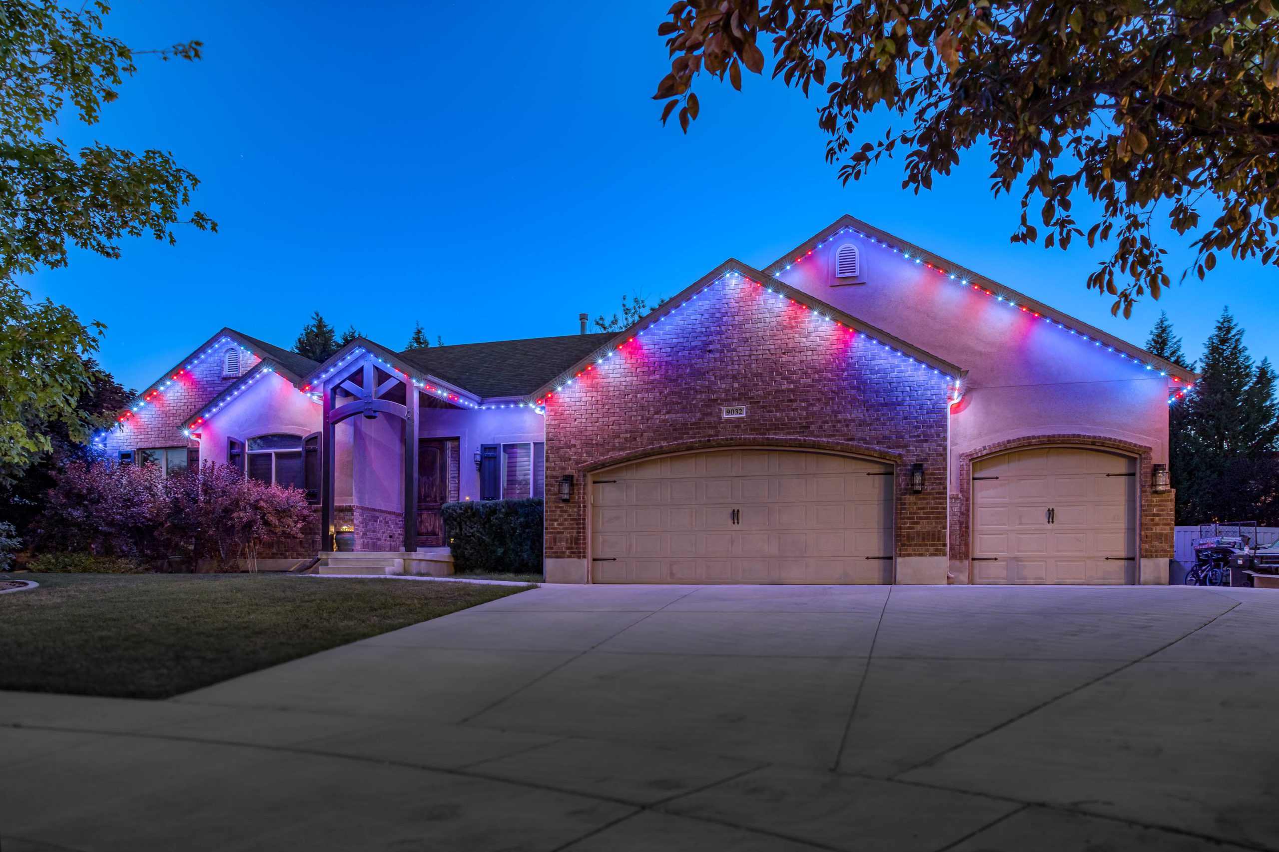 Trimlights decorating a house